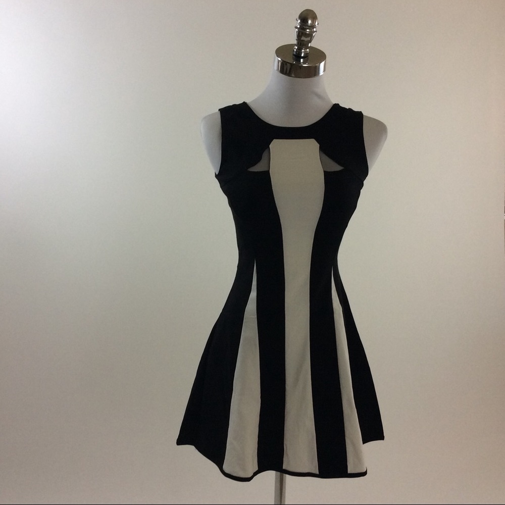 Cocktail Black &white Dress👗💥💕💥🛍
